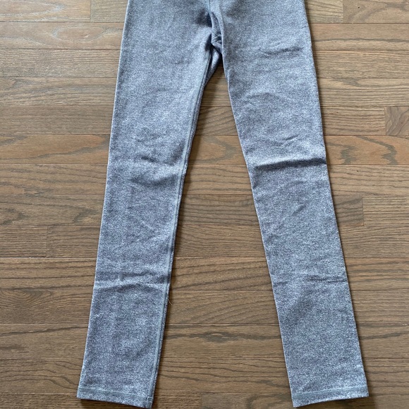 Ivivva by Lululemon Girls Leggings, Size 12 - Picture 5 of 5